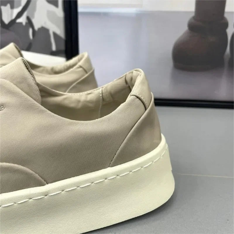 Men's Shoes 2025 New Solid color Fashion Casual Shoes Flat bottom Breathable Walking Shoes Comfortable Loafers Platform Sneakers - Ellianto fashion Men's