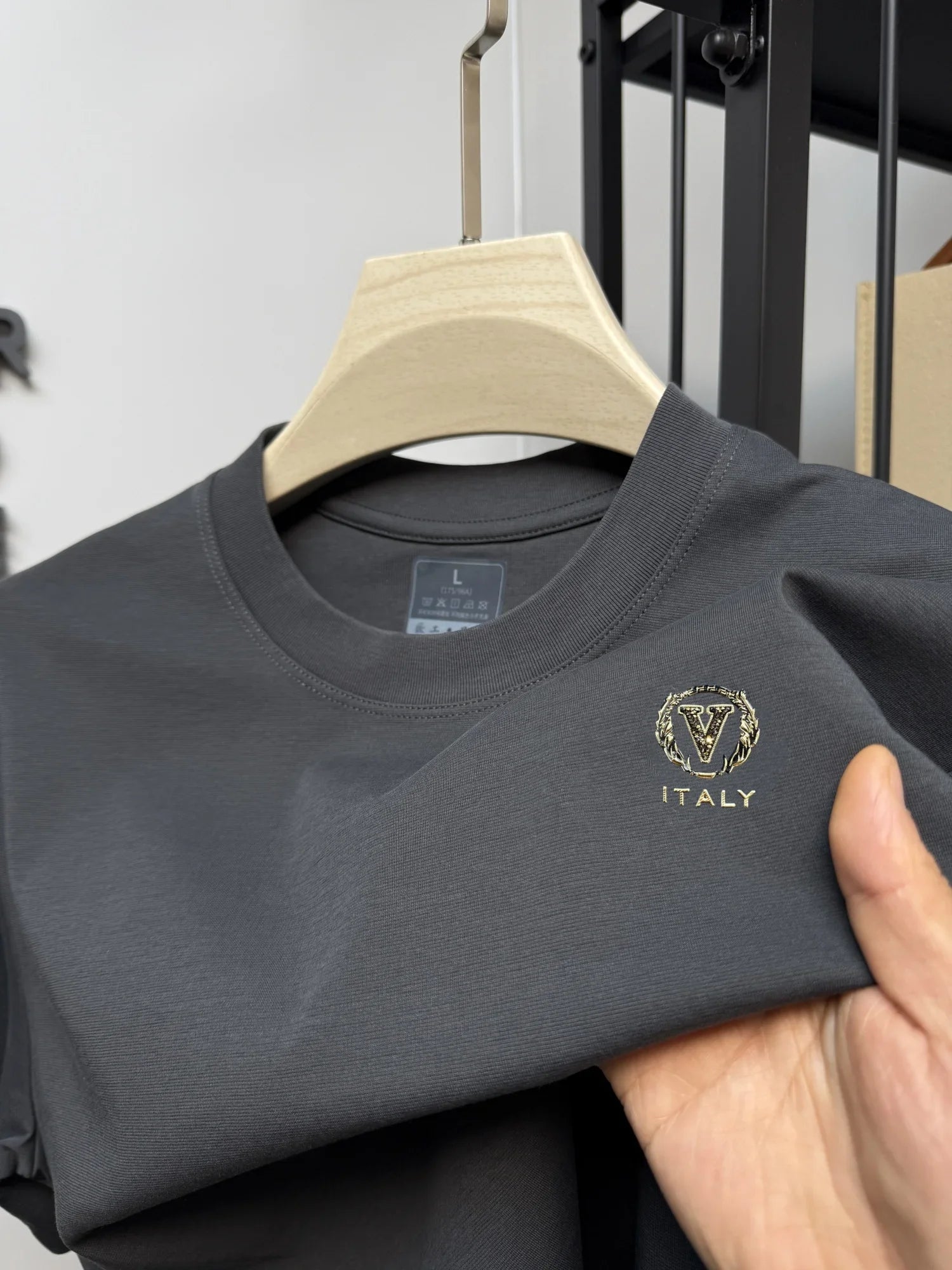 Set The 2025 new men's high-end 100% pure cotton premium T-shirt is a breathable and sweat-absorbent pure cotton T-shirt from Europe - Ellianto fashion Men's