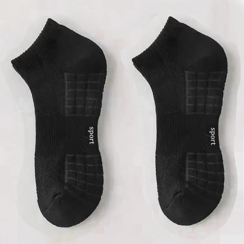 Men's Thick Bottom Sweat Absorbing and Breathable Sports Socks with Bottom Cushion for Running Professional Sports Men's Socks - Ellianto fashion Men's