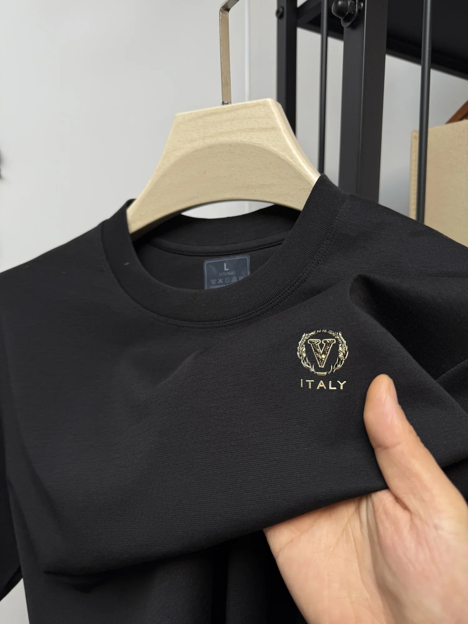 Set The 2025 new men's high-end 100% pure cotton premium T-shirt is a breathable and sweat-absorbent pure cotton T-shirt from Europe - Ellianto fashion Men's
