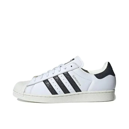 Adidas Originals Superstar Men's Women's Skateboarding Shoes, Lightweight, Durable, Non-slip, Low-top Board Shoes, Black/White - Ellianto fashion Men's