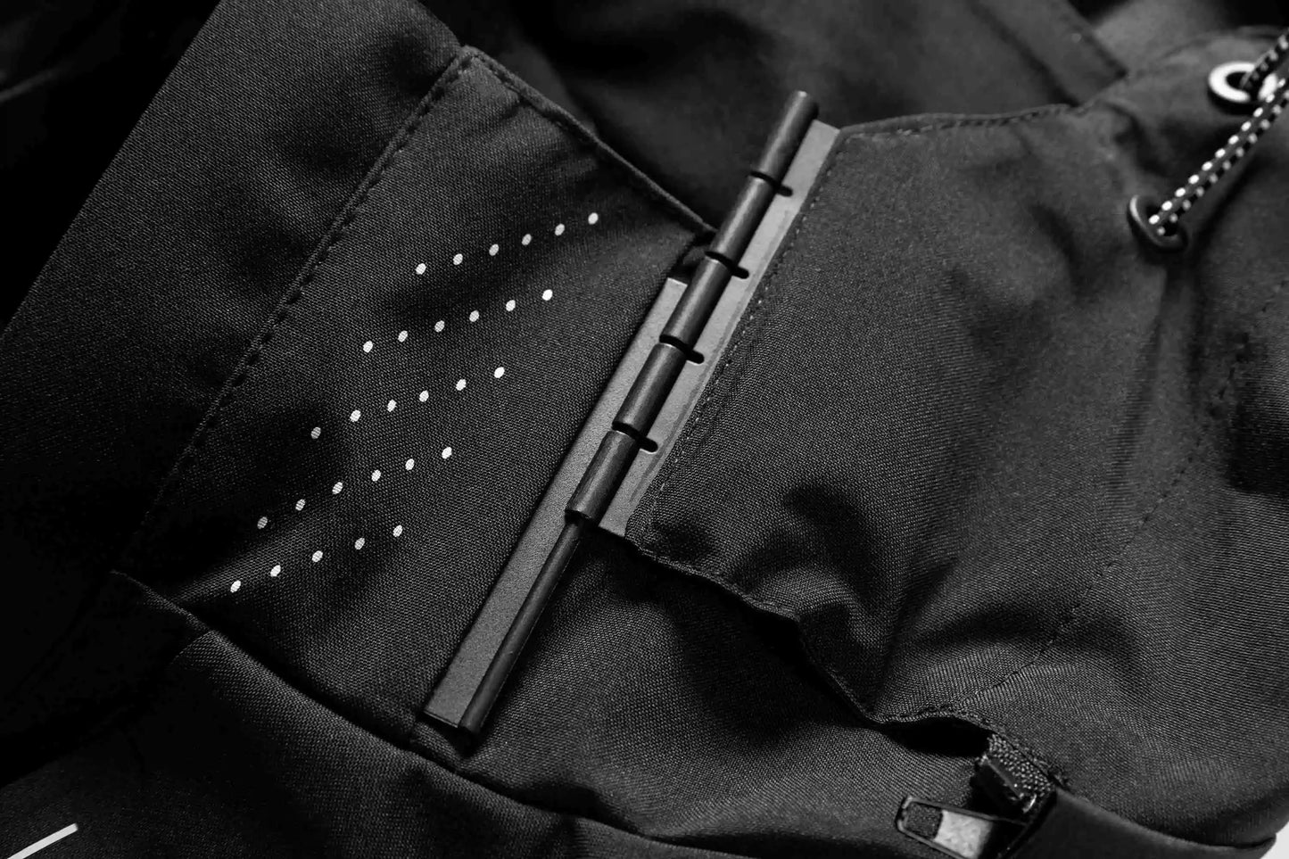 2025 New American Jacket Men's Spring and Autumn Outdoor Travel Mountaineering Coat Functional Soft Shell Trendy Charge Coat - Ellianto fashion Men's