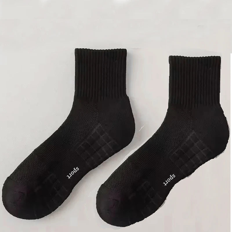 Men's Thick Bottom Sweat Absorbing and Breathable Sports Socks with Bottom Cushion for Running Professional Sports Men's Socks - Ellianto fashion Men's