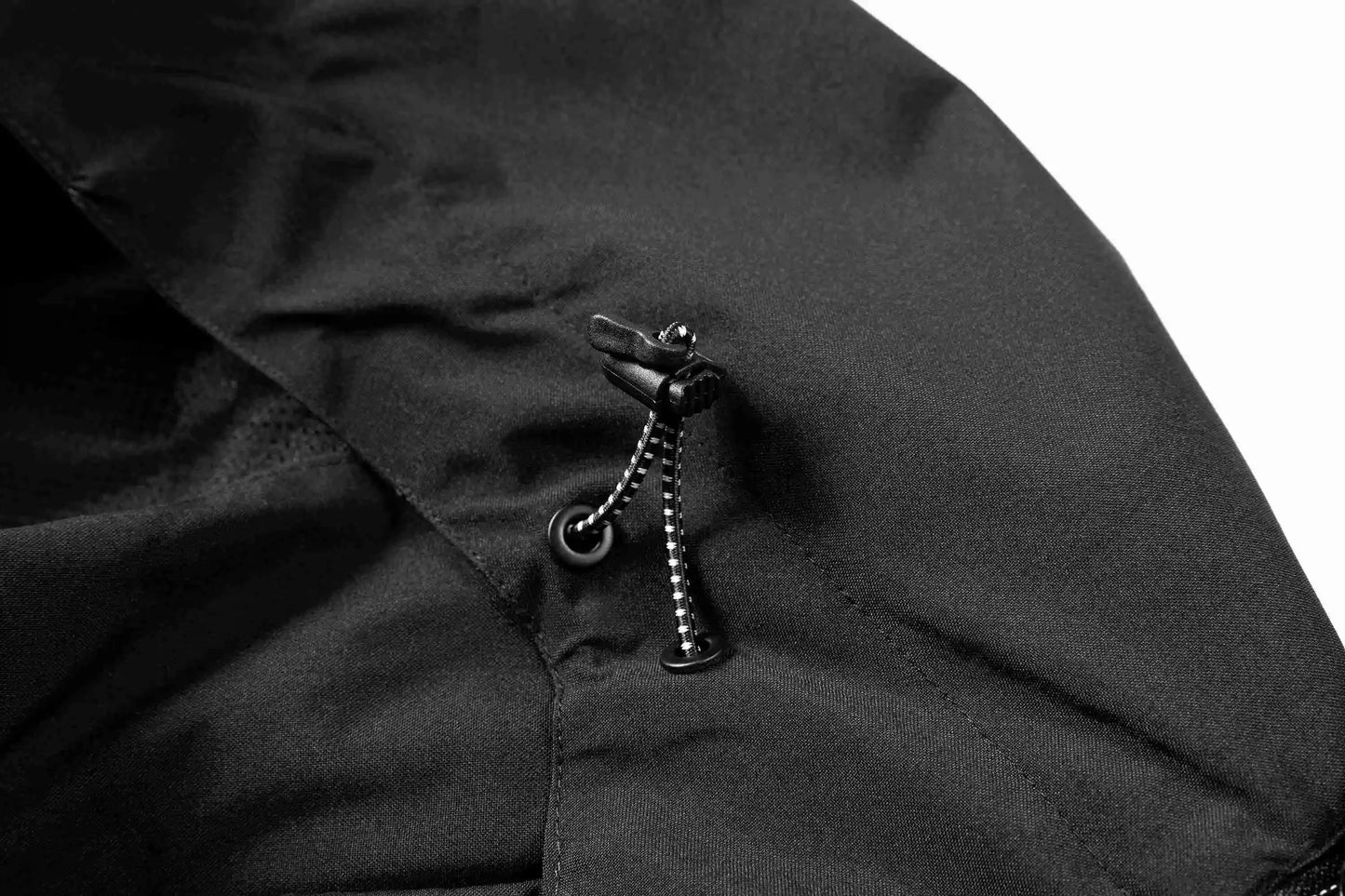 2025 New American Jacket Men's Spring and Autumn Outdoor Travel Mountaineering Coat Functional Soft Shell Trendy Charge Coat - Ellianto fashion Men's