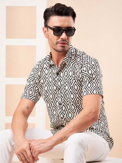 Abstract Black Pattern Print Half Sleeve Shirt (Size-XL) - Ellianto fashion Men's